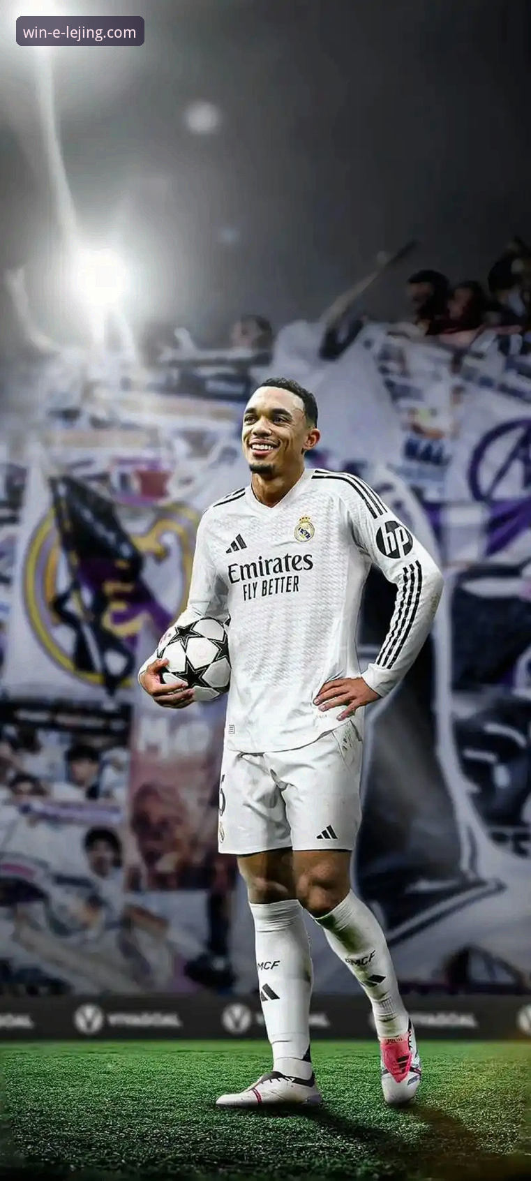 皇马球星阿诺德训练场外小插曲全解析与乐竟官网正版下载功能详解